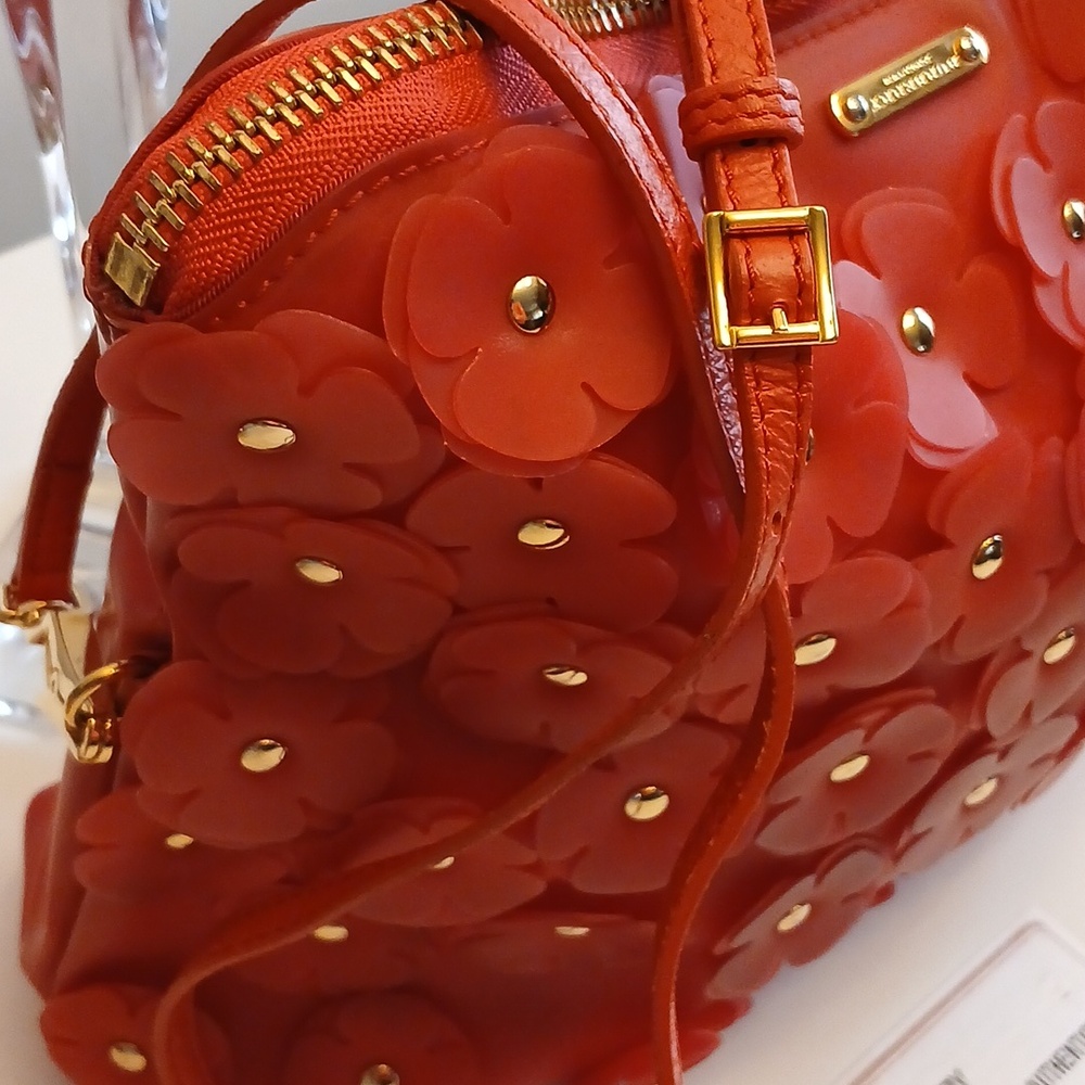 Burberry Prorsum Petal, C O A - Picture 4 of 12